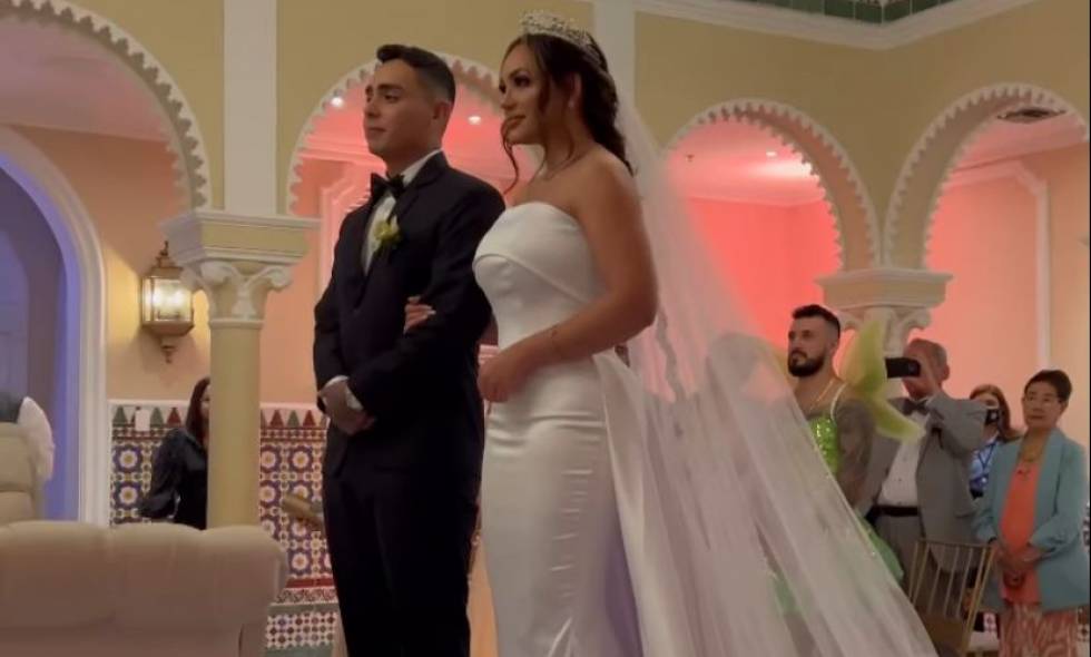 VIDEO: El emotivo discurso de Felipe Saruma y Andrea Valdiri en su matrimonio